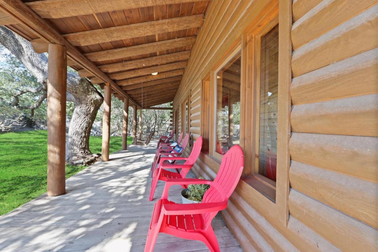 Wimberley Log Cabins Resort And Suites- Unit 4 Eksteriør bilde