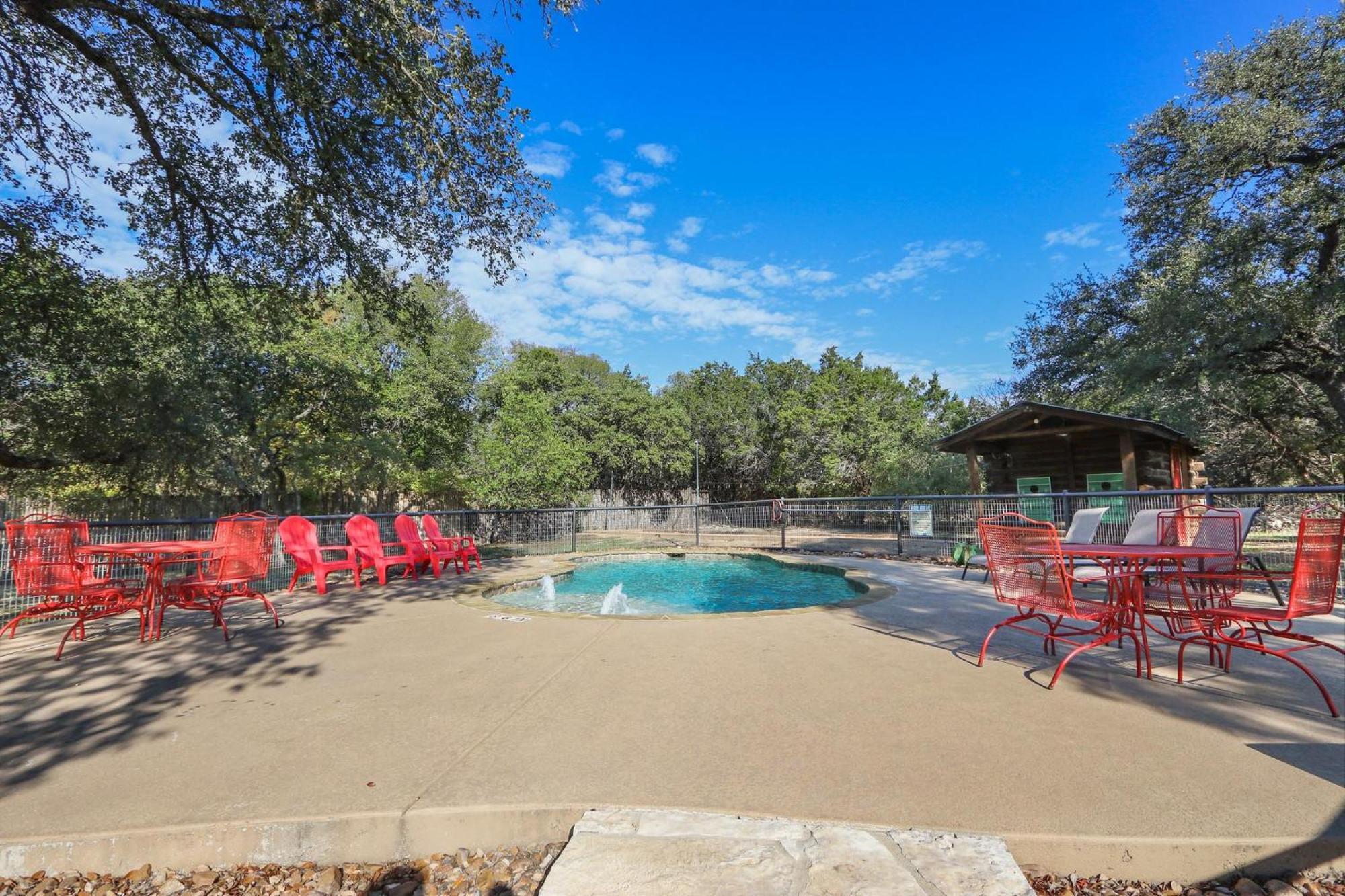 Wimberley Log Cabins Resort And Suites- Unit 4 Eksteriør bilde